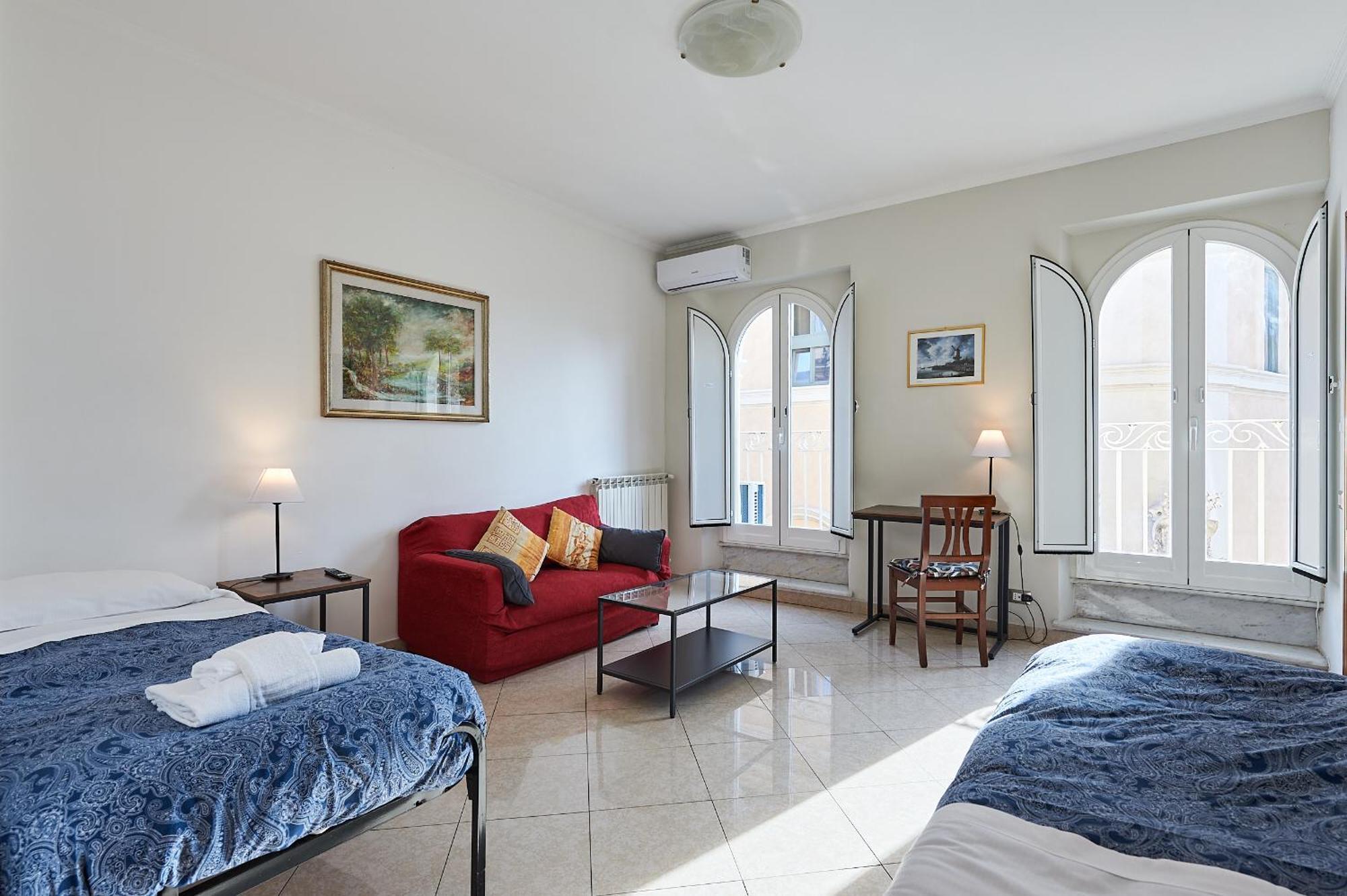 Close To The Spanish Steps, Wifi, Air Cond, 2 Bedrooms * Roma