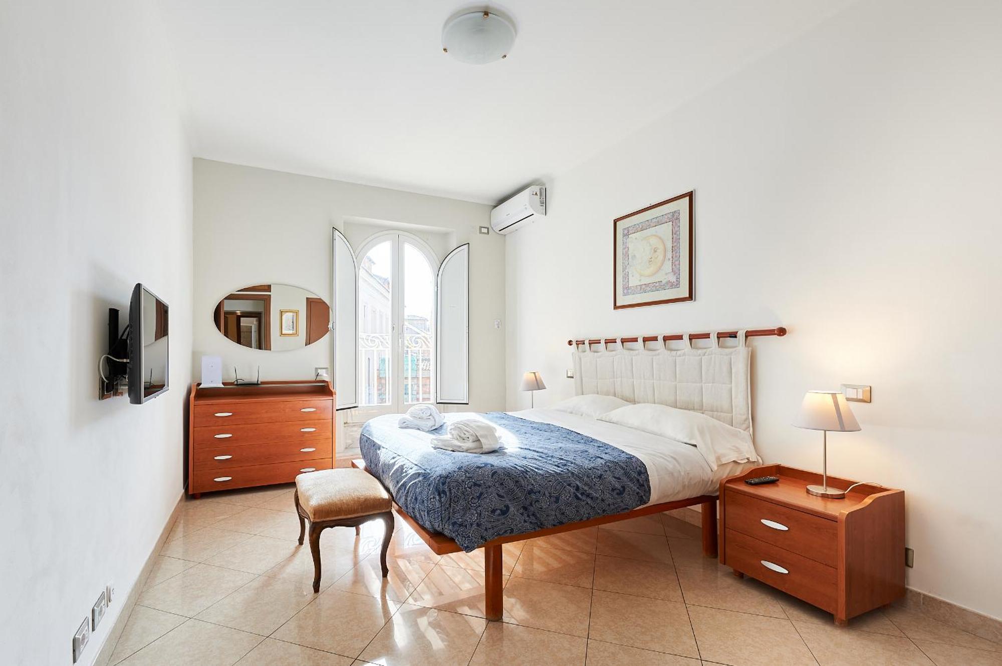 Casa de férias Close To The Spanish Steps, Wifi, Air Cond, 2 Bedrooms